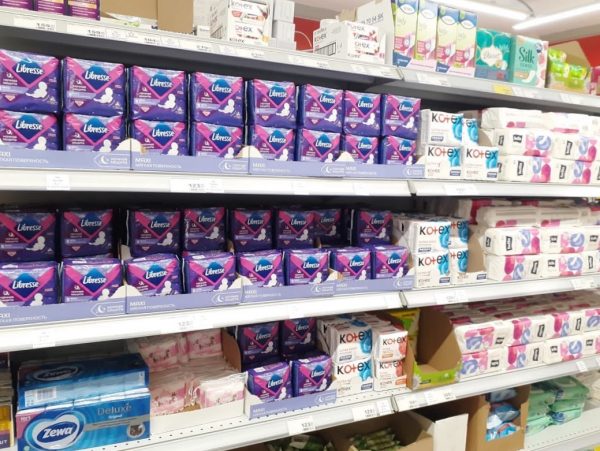 Нижегородские торговые сети начали вводить ограничения на продажу прокладок в одни&nbsp;руки