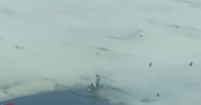 Подросток провалился под лед на Бурнаковском озере и смог самостоятельно выбраться