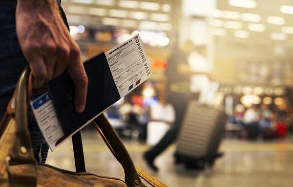 Ограничения полетов в 11 аэропортов страны продлили до 13 апреля