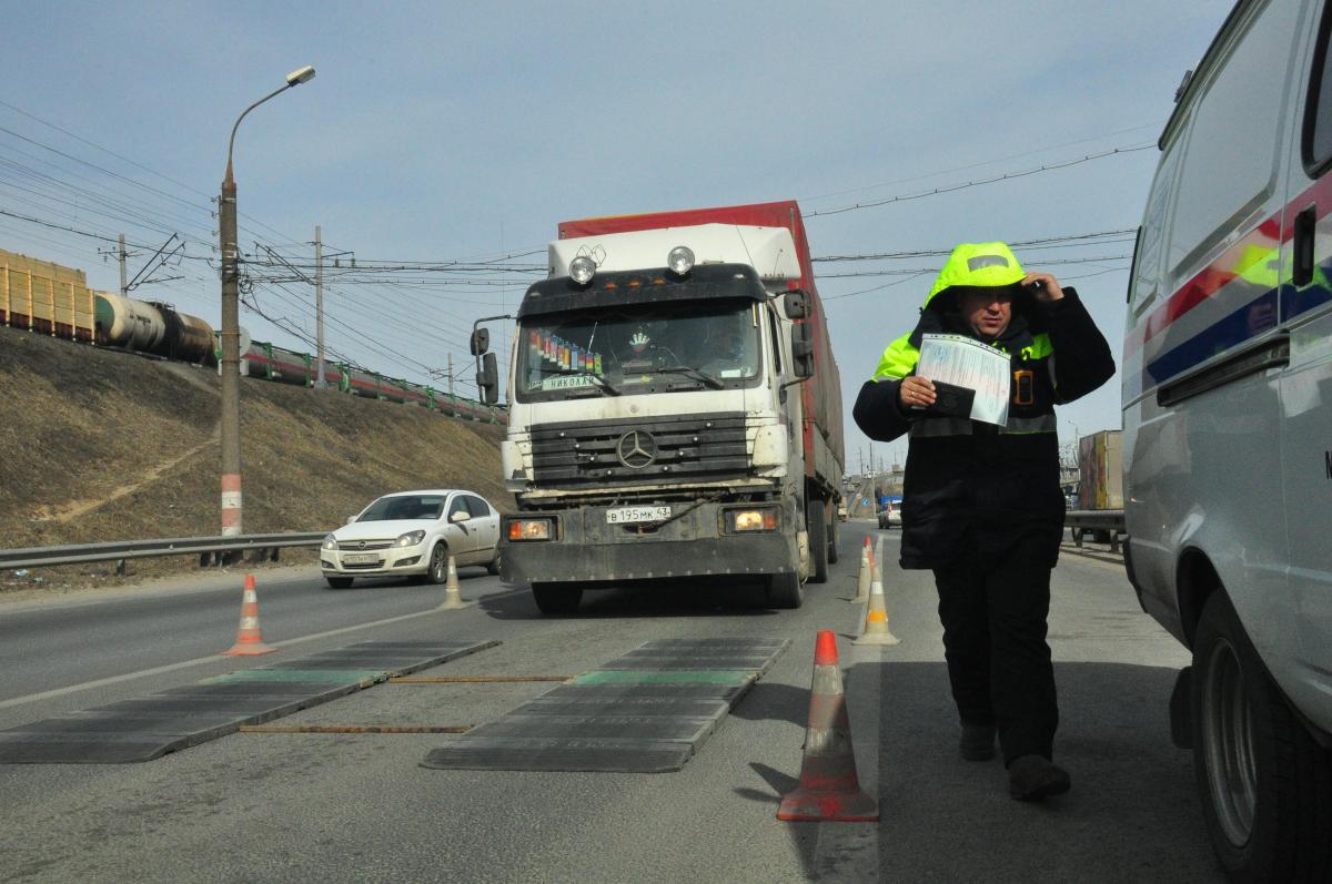 Весенние ограничения для движения большегрузов по дорогам Нижегородской области вступят в силу с 1 апреля