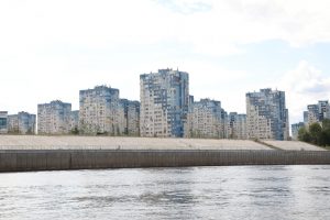 Пенсионер погиб при падении с высотки в Нижнем Новгороде