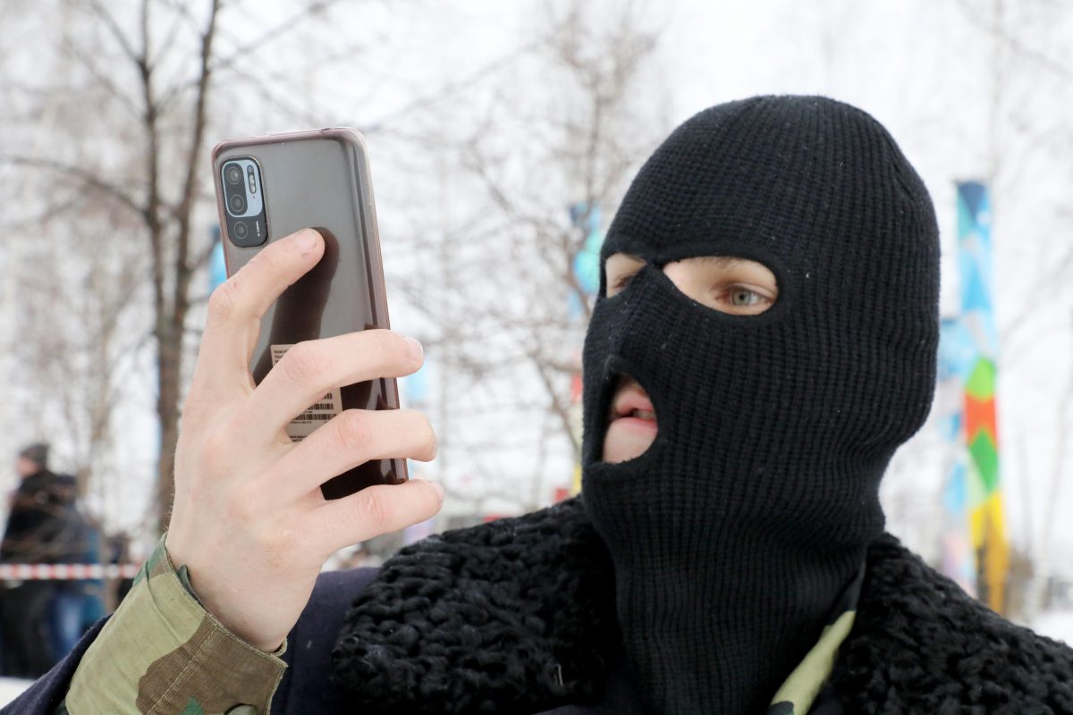 Почти 4 миллиона рублей похитили мошенники у нижегородцев за праздничные выходные