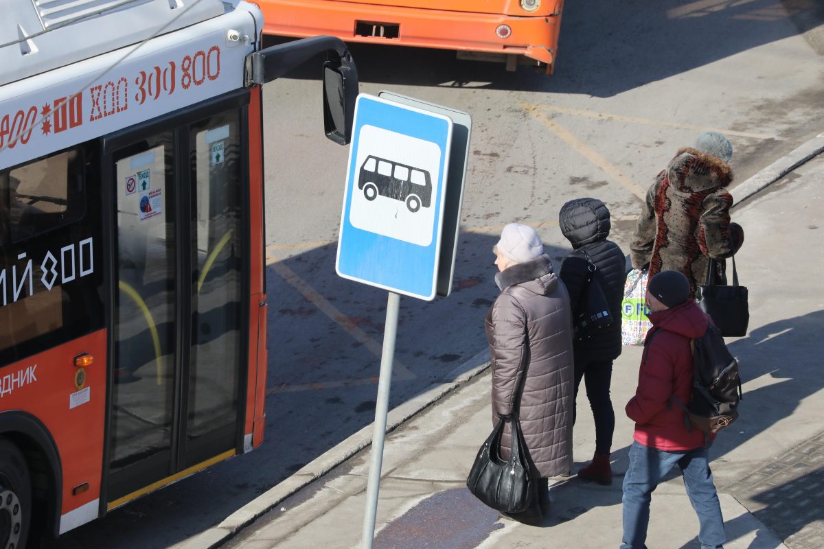 25 случаев движения автобусов с открытой дверью выявили в Нижнем Новгороде