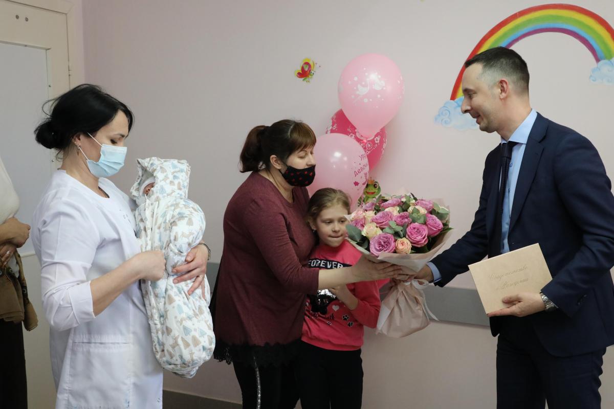 Жительницу Донбасса выписали из Борской ЦРБ в Нижегородской области после рождения дочери