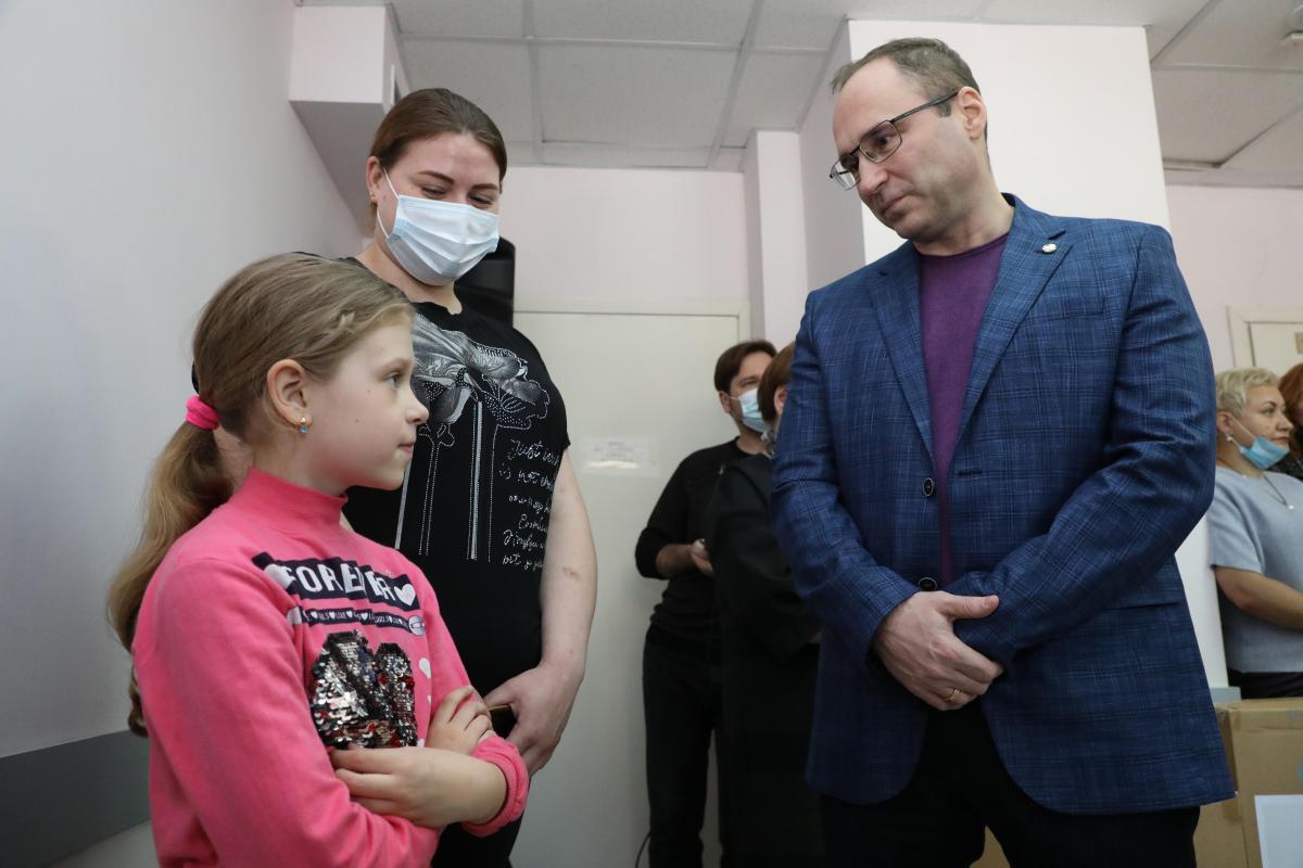 Александр Шаронов пожелал гостям с Донбасса счастливой жизни