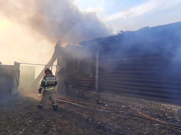 5 жилых домов загорелись в Ардатовском районе