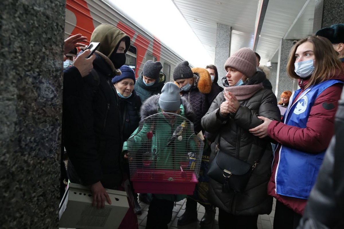 Нижегородская область встретила более 400 эвакуированных жителей Мариуполя