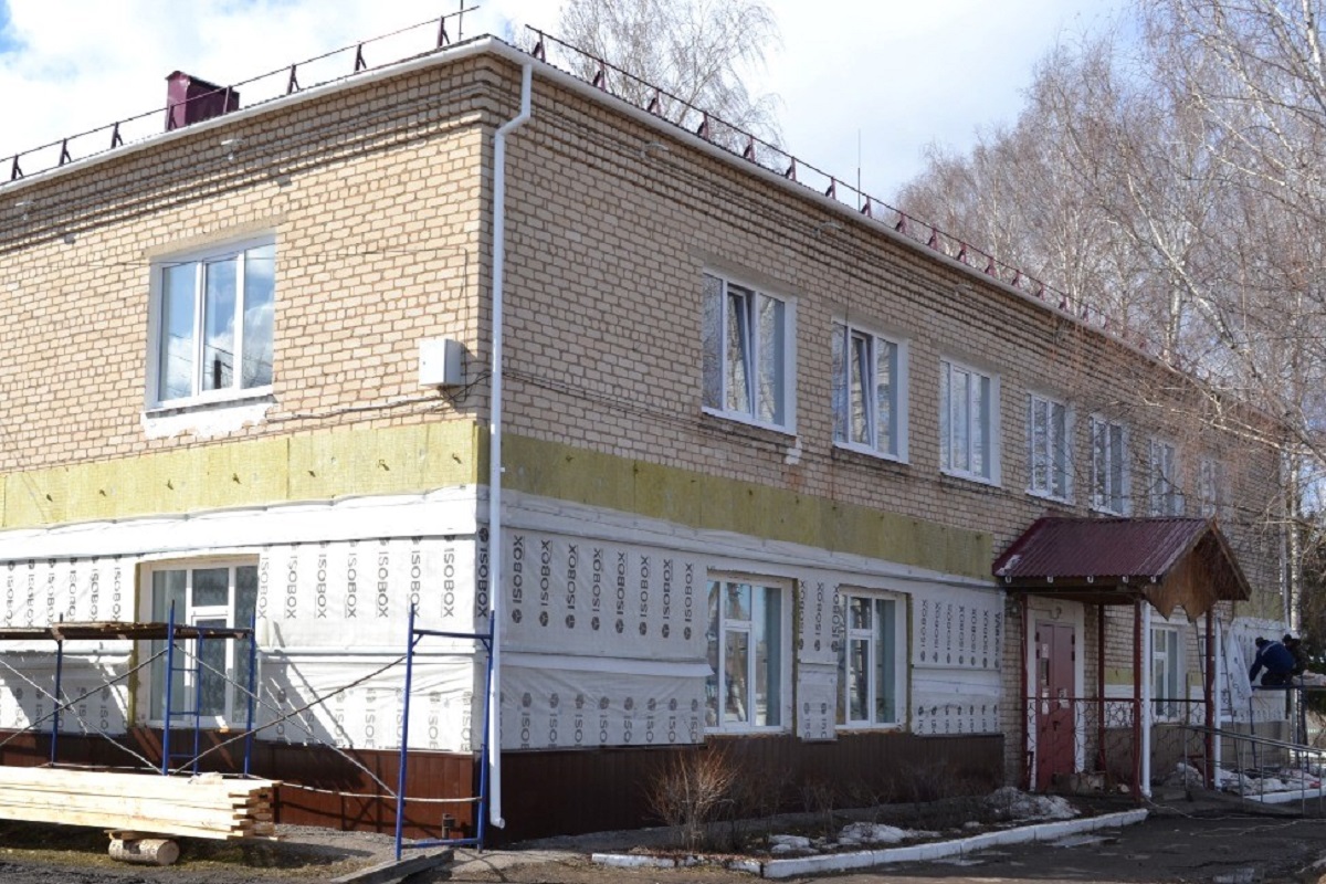 В поселке Тонкино Нижегородской области отремонтируют по нацпроекту центральную районную библиотеку