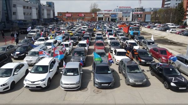 Автопробег под девизами «Za&nbsp;Мир! Труд! Май!», «Za&nbsp;мир без нацизма!» проследовал по&nbsp;территории Нижегородской области