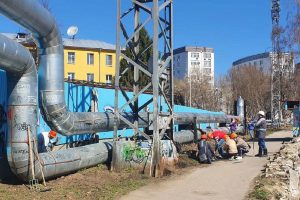 Более 300 сотрудников Теплоэнерго вышли на традиционный весенний субботник