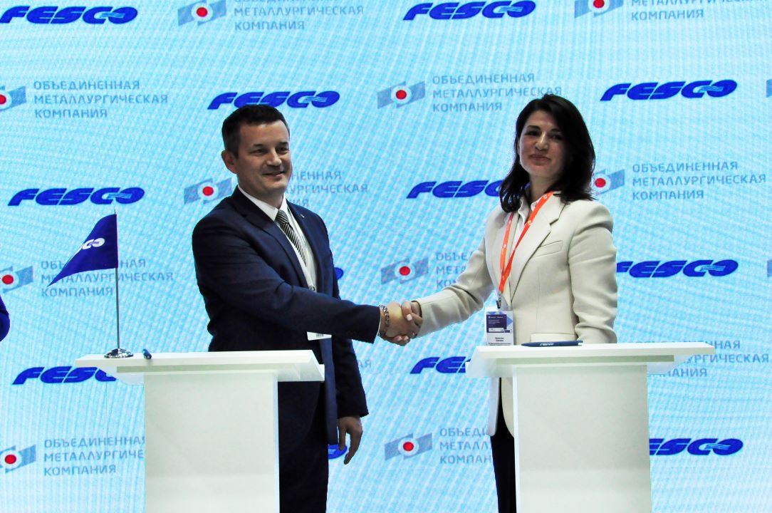 ОМК и FESCO подписали соглашение об экспортных перевозках металлургической продукции