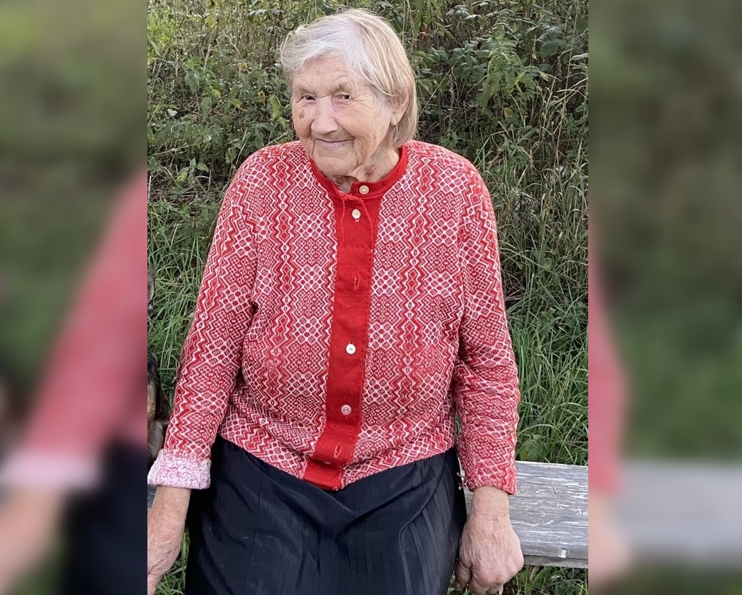 Единственная жительница деревни Гузолово отметила 90-летний юбилей