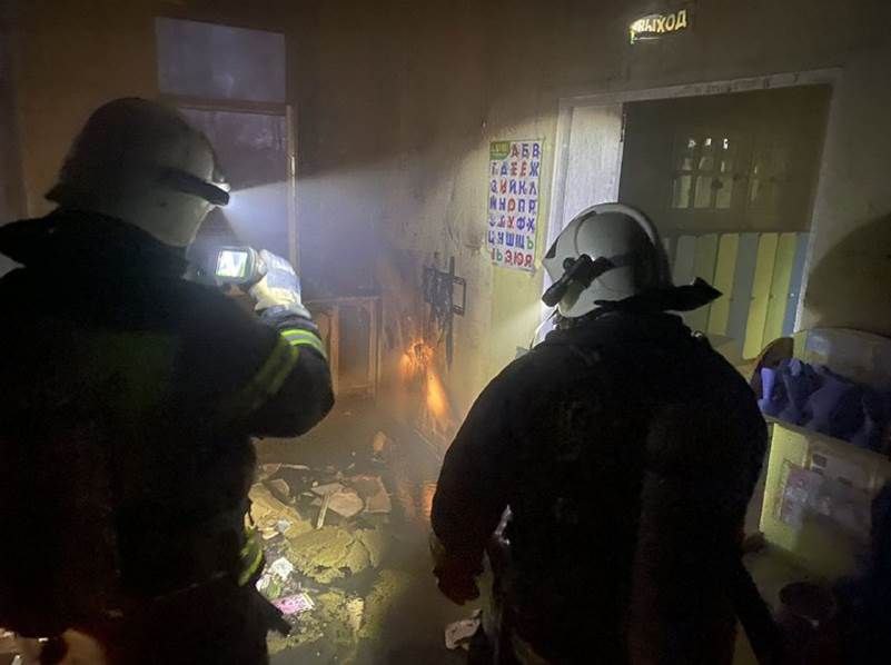Игровая комната загорелась в детском саду в Новинках