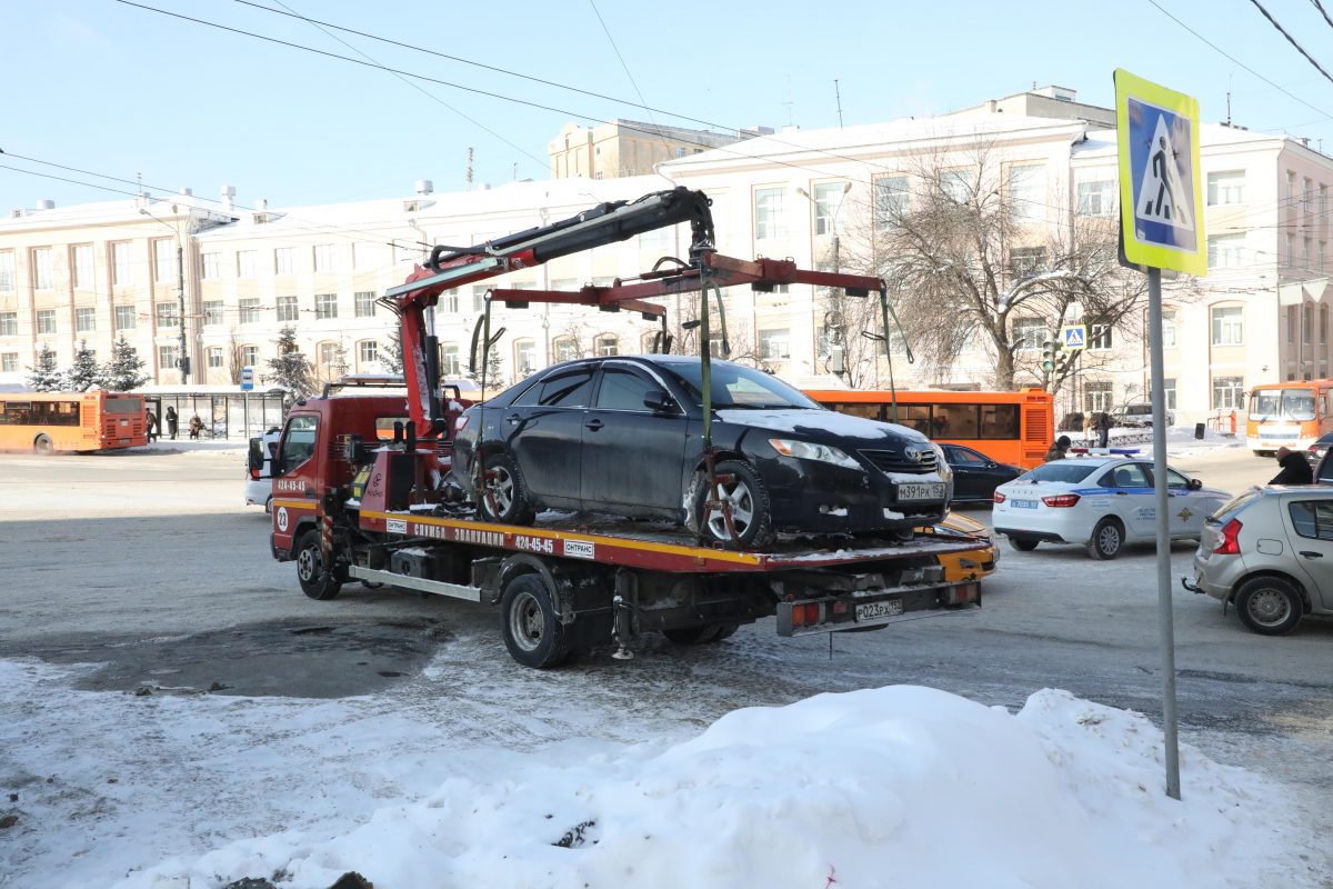Более 14,5 тысячи машин нижегородцев эвакуировали из-за нарушений парковки