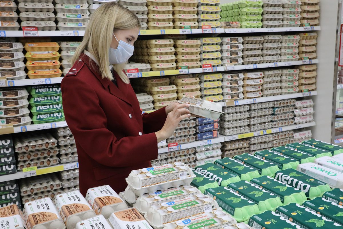 Скоро Пасха: в нижегородских магазинах проверили качество продуктов