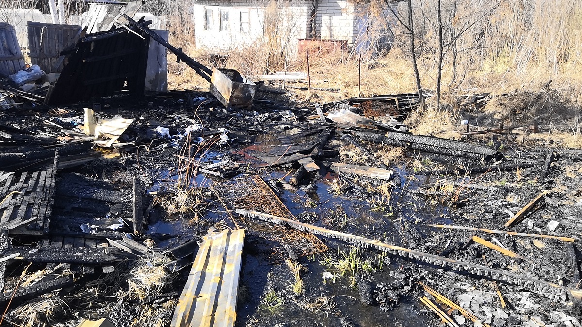 Жилой дом сгорел в Воротынском районе