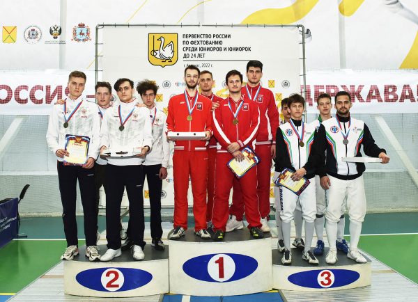 Нижегородские саблисты завоевали серебро первенства России