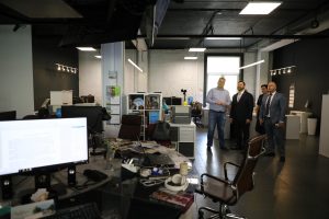 Юрий Станкевич на встрече с главными редакторами НОИЦ пообещал помогать в решении проблем читателей