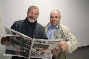 Под рёв мотора, шорох шин