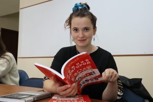 "...Время шло, а мне всё не прилетало"