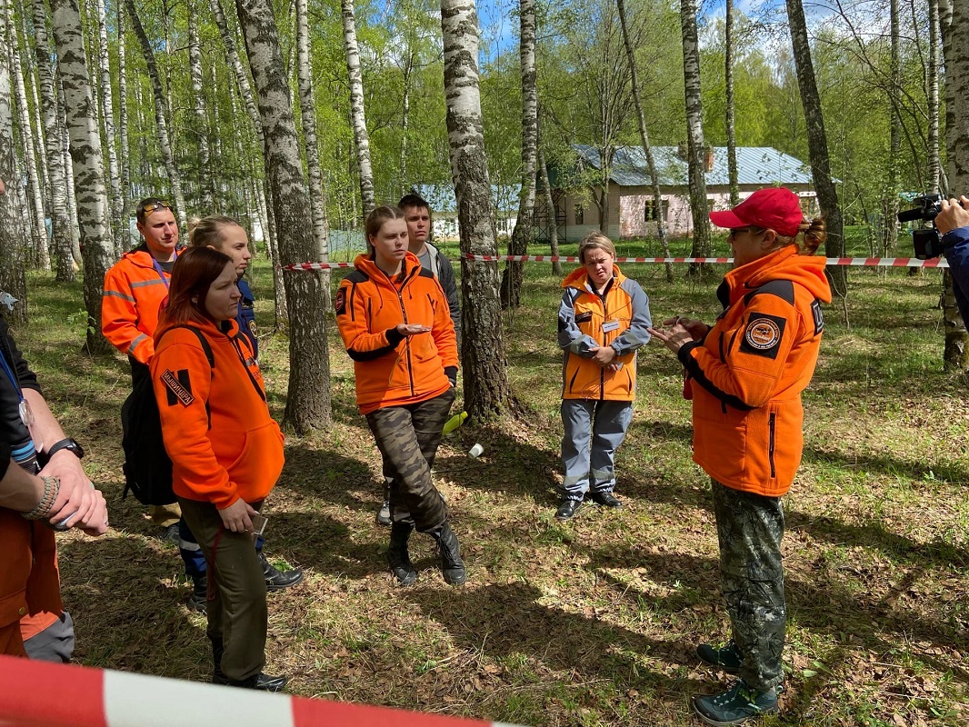 Рецидивисты, бессонные ночи и поиски в лесу: как живут нижегородские волонтеры «ЛизаАлерт»
