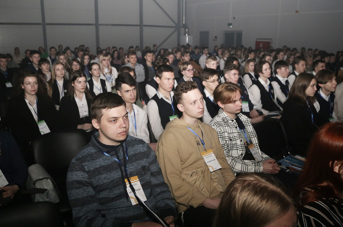 Около 700 студентов и школьников приняли участие в карьерном форуме «Молодой Нижний»