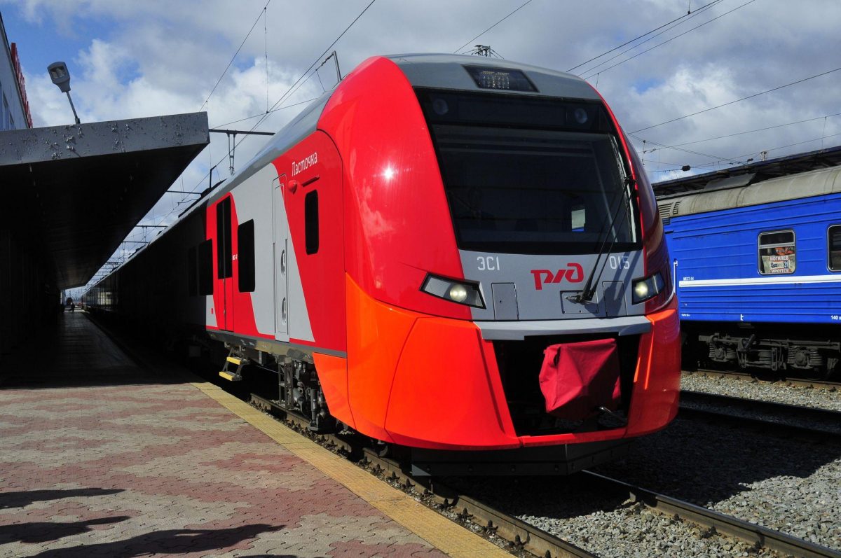 Дополнительные поезда из Нижнего Новгорода запустят в Санкт-Петербург, Адлер и Казань