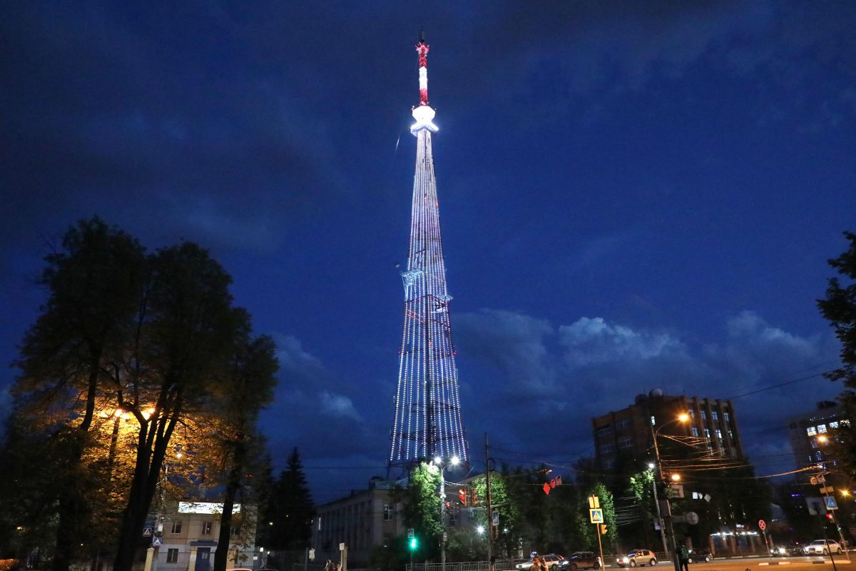 Подсветка в честь Дня Победы украсит нижегородские телебашни