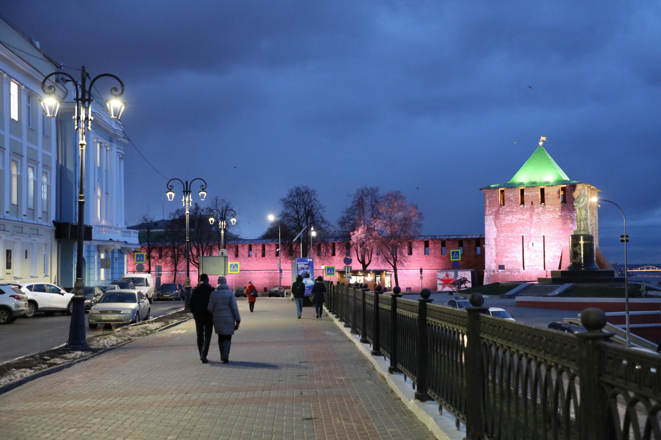 Архитектурно-художественная подсветка украсит Верхневолжскую набережную в  Нижнем Новгороде 18 мая 2022 года | Нижегородская правда