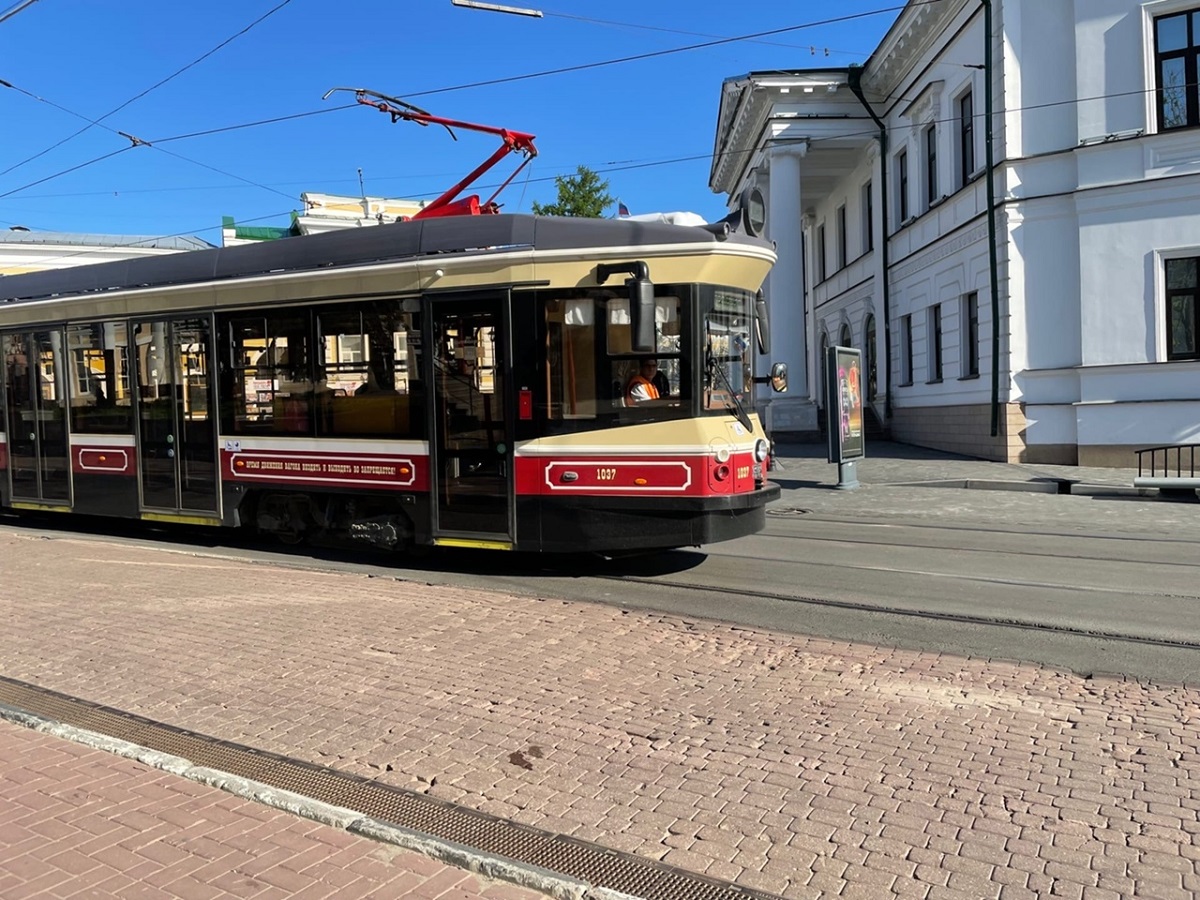 В надписи на вагоне нижегородского ретро-трамвая обнаружили ошибку
