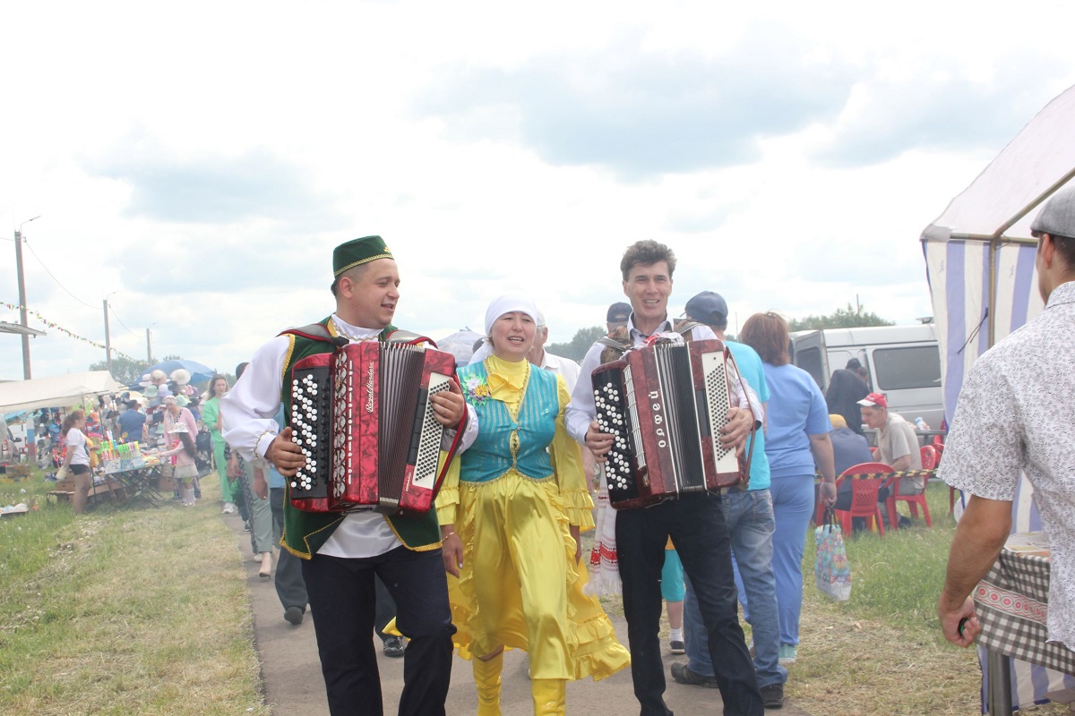В Краснооктябрьском районе отметили традиционный татарский праздник «Сабантуй»