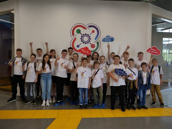 «Кванториум Саров» занял третье место на Всероссийском конкурсе образовательных практик