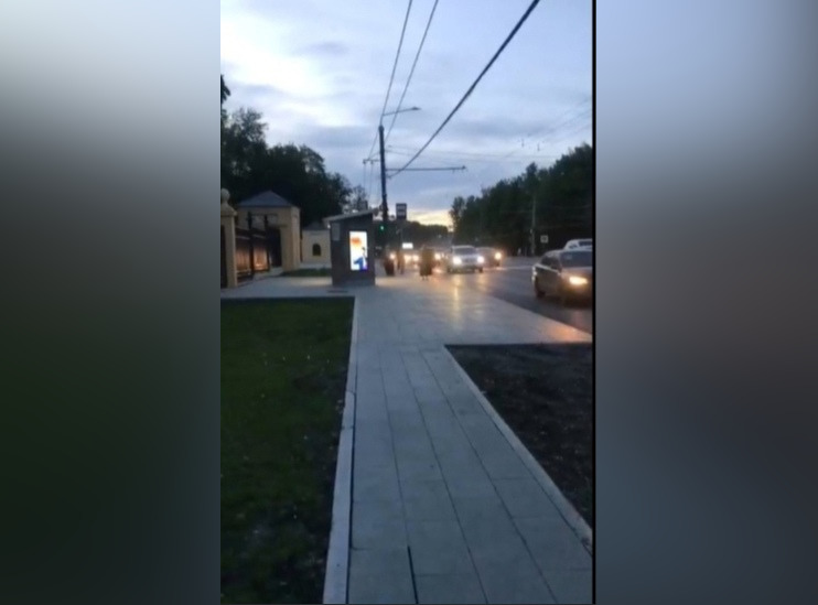 Тротуар около остановки «Электрон» в Нижнем Новгороде восстановят в рамках гарантийных обязательств