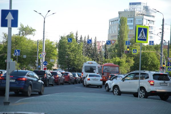 Восьмибалльные пробки вновь вернулись в Нижний Новгород