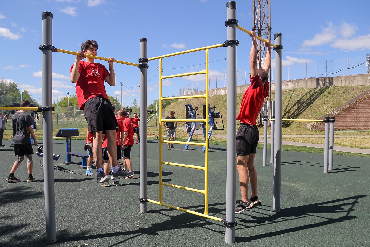 Нижегородцы смогут бесплатно тренироваться на спортивных площадках и воркаутах