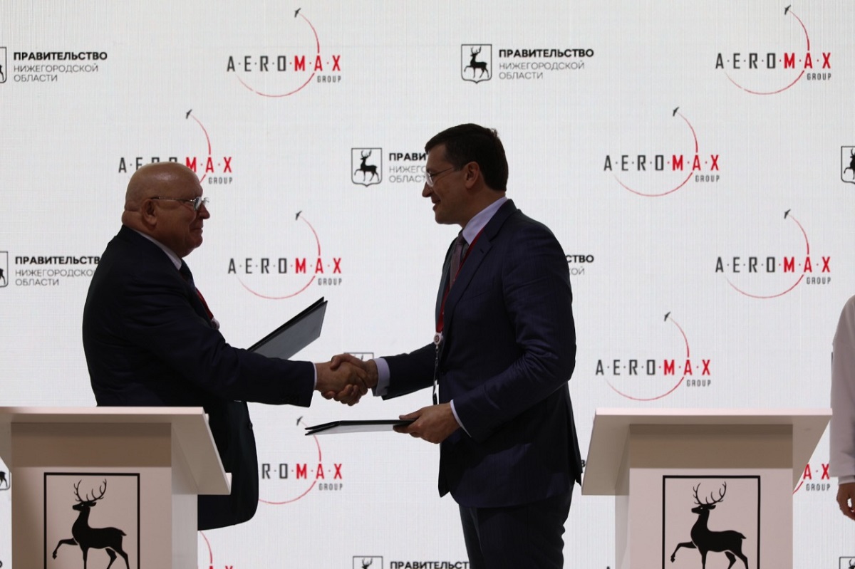 Глеб Никитин подписал соглашение о сотрудничестве с председателем совета директоров «Аэромакс» Валерием Шанцевым