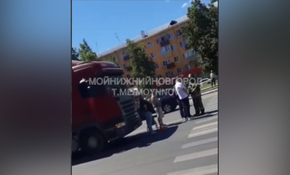 Фура насмерть сбила пожилую женщину в Сормовском районе Нижнего Новгорода