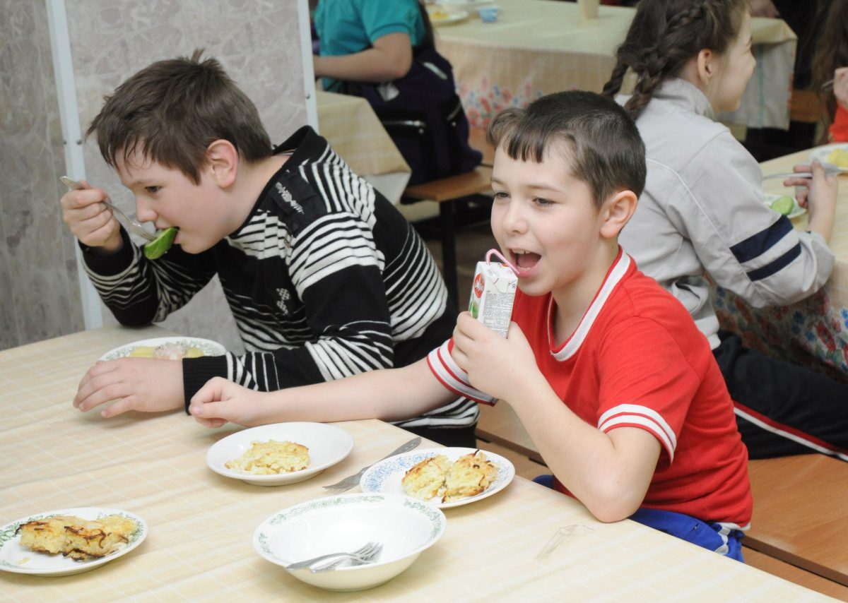 Родители нижегородских школьников смогут проконтролировать качество питания с помощью QR-кода