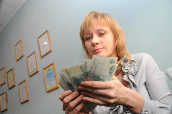 Средняя зарплата в Нижегородской области выросла до 42,8 тысячи рублей
