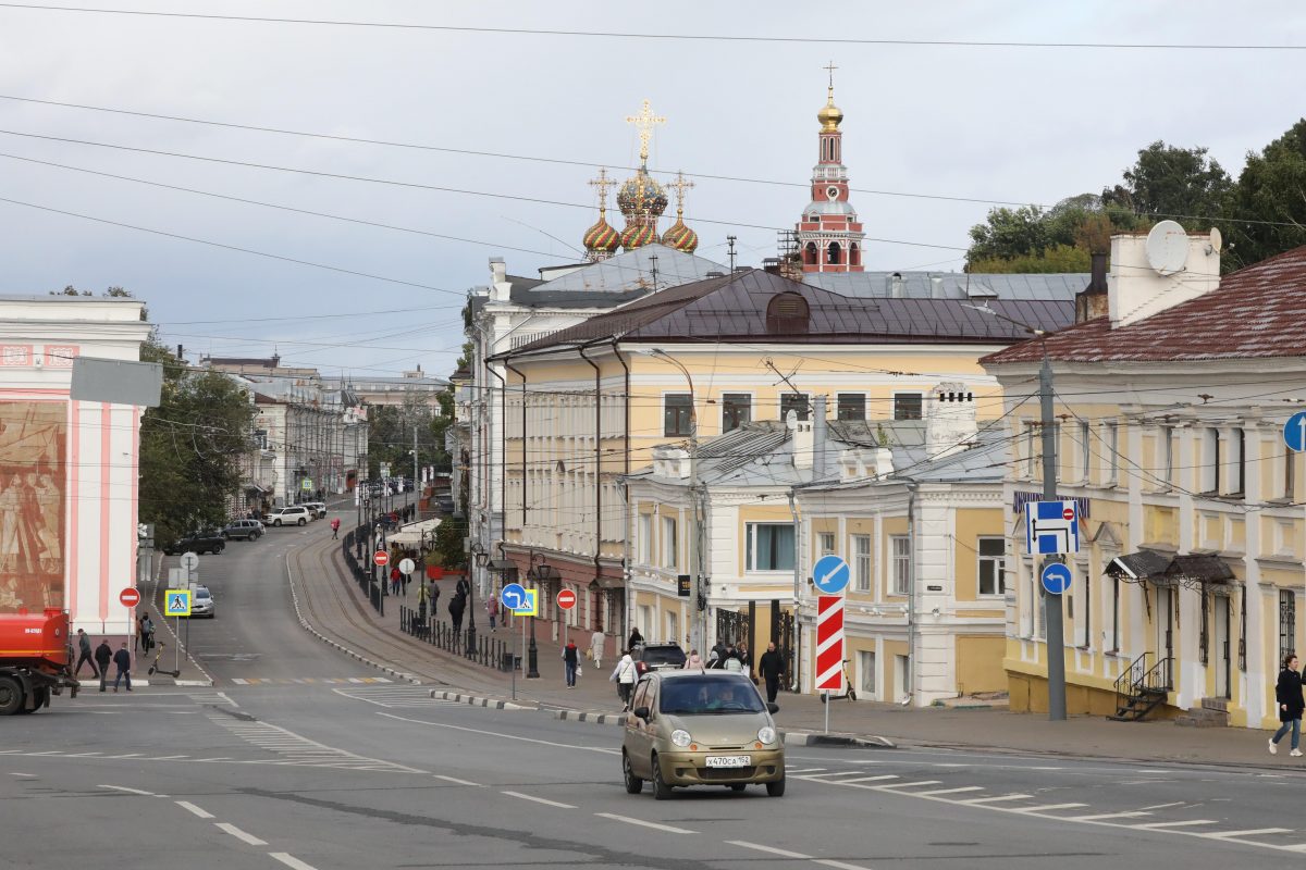 Движение временно ограничат на пересечении улиц Широкой и Рождественской в Нижнем Новгороде