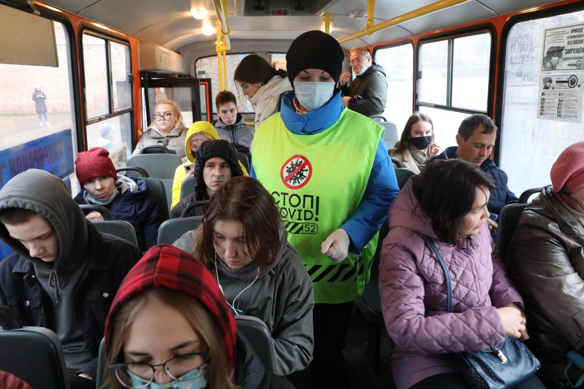 В общественном транспорте не собираются отключать аудиозаписи с просьбой носить маски и перчатки
