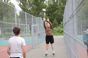 Содержание стоит денег: почему в парке «Швейцария» часть спортивных площадок стала платной