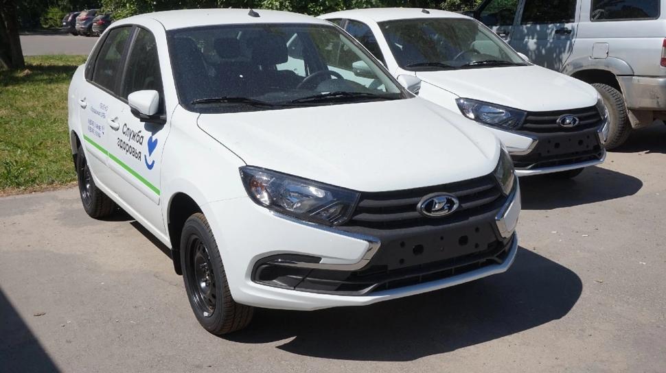 Три районные больницы в Нижегородской области получили 20 новых автомобилей