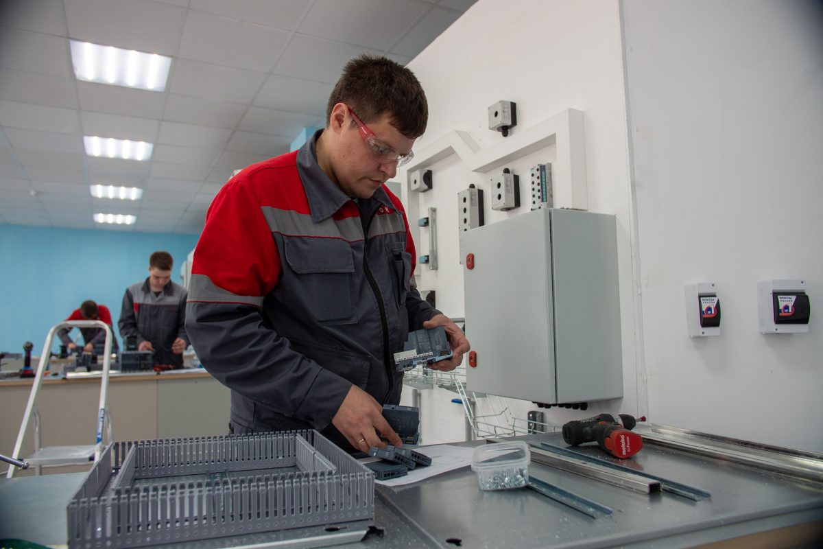 ОМК направила более двух миллионов рублей для поощрения лучших рабочих на конкурсе профмастерства
