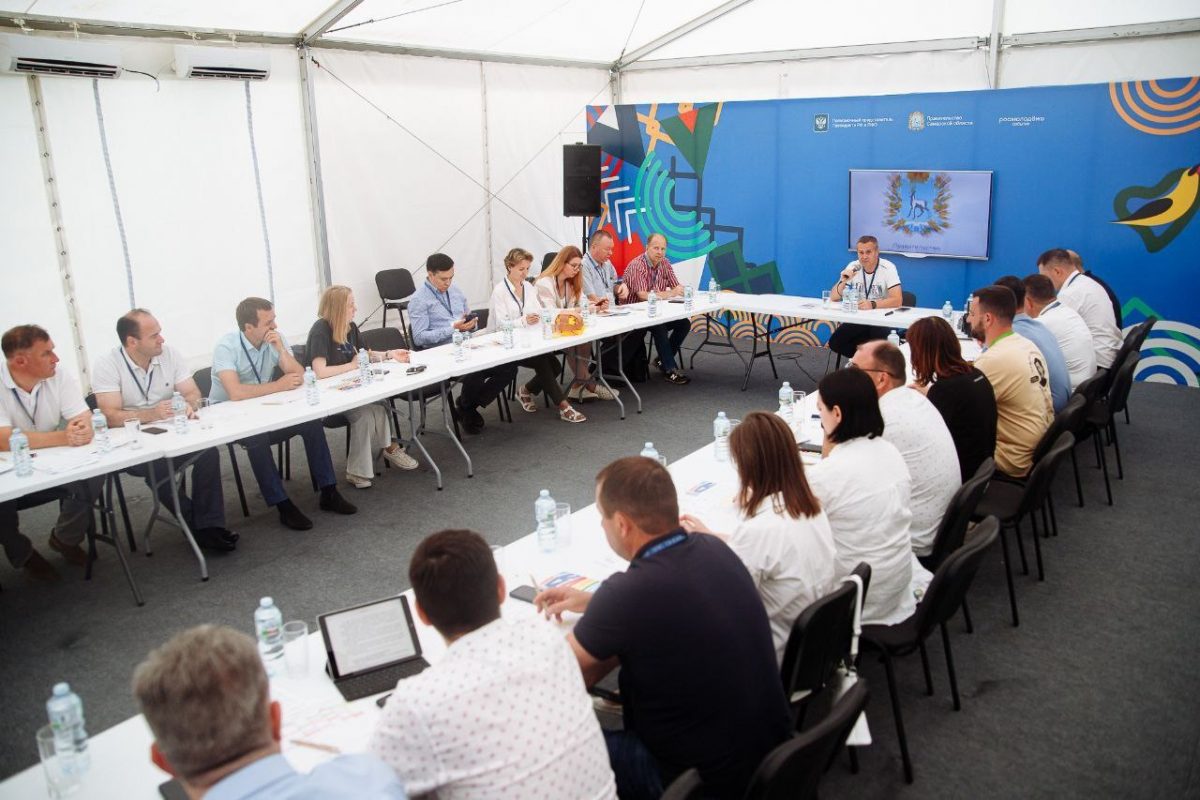 Вопросы реализации окружных проектов и молодежной госполитики обсудили на форуме «iВолга»