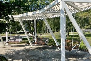 Благоустройство Березовского сквера в Московском районе завершилось раньше срока