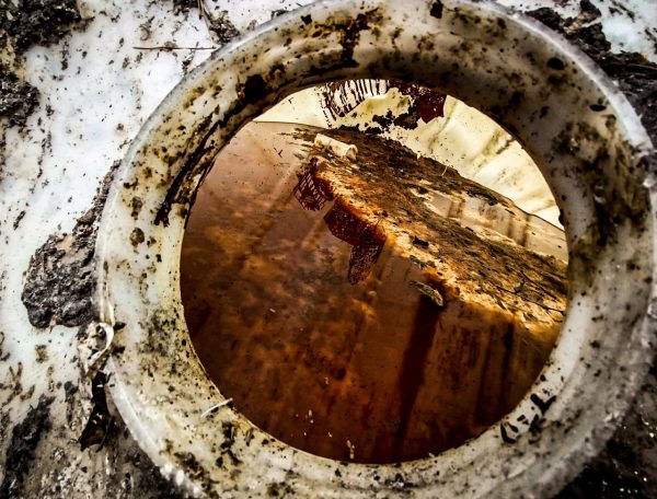 Под Дзержинском обнаружили свалку с нефтепродуктами и остатками жидких химических отходов