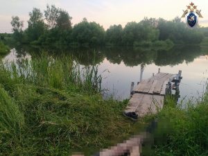 Следователи проверят обстоятельства гибели мужчины, утонувшего в водоеме в Арзамасском районе