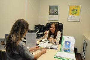 Самозанятым дадут кредитные каникулы: какие законы вступят в силу в России с 1 октября&nbsp;