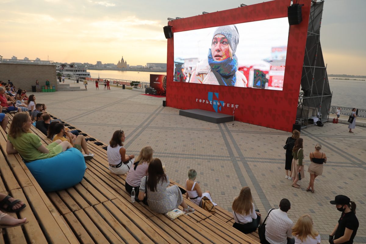  В этом году на Нижневолжской набережной снова откроется летний кинотеатр